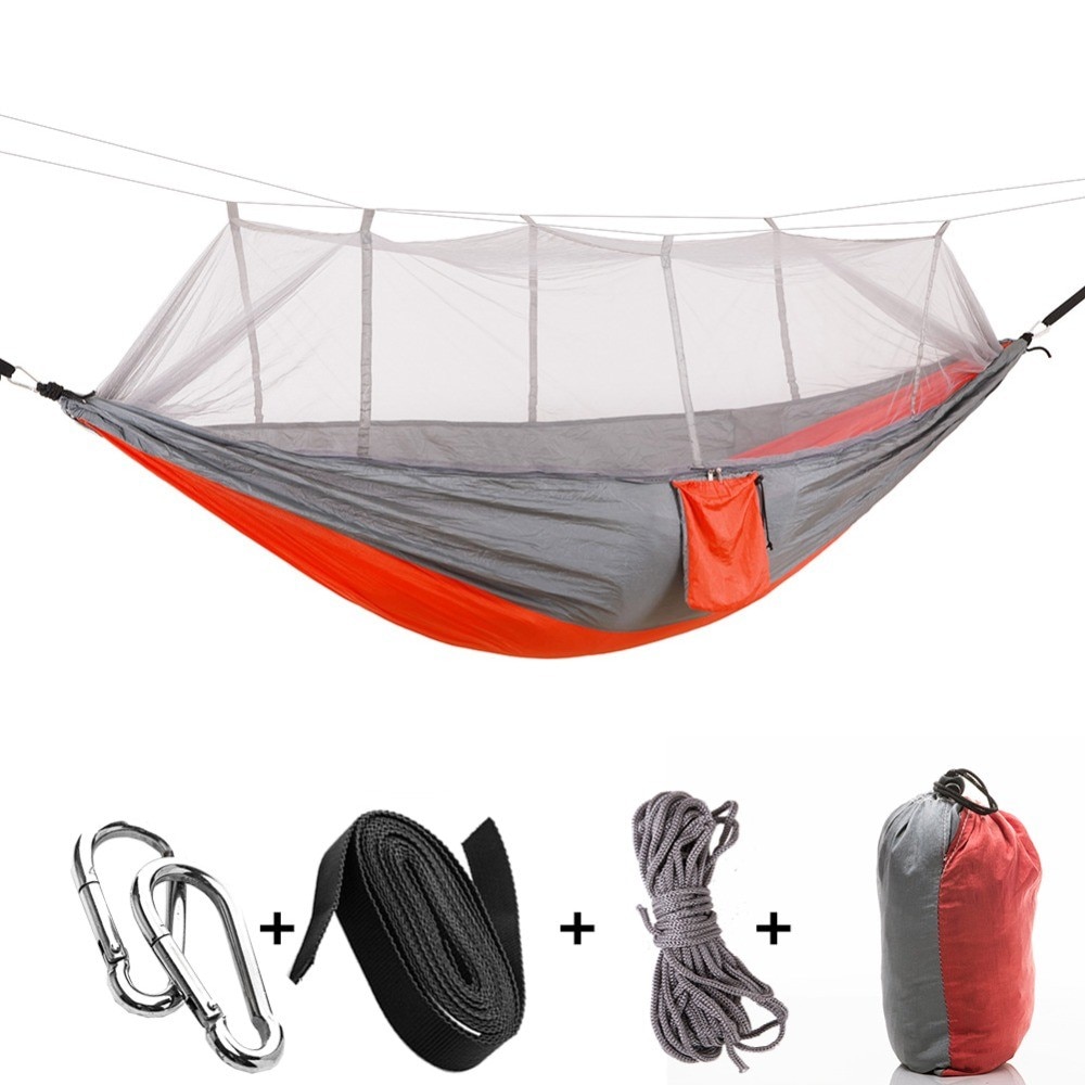 Camping Hanging_conew1