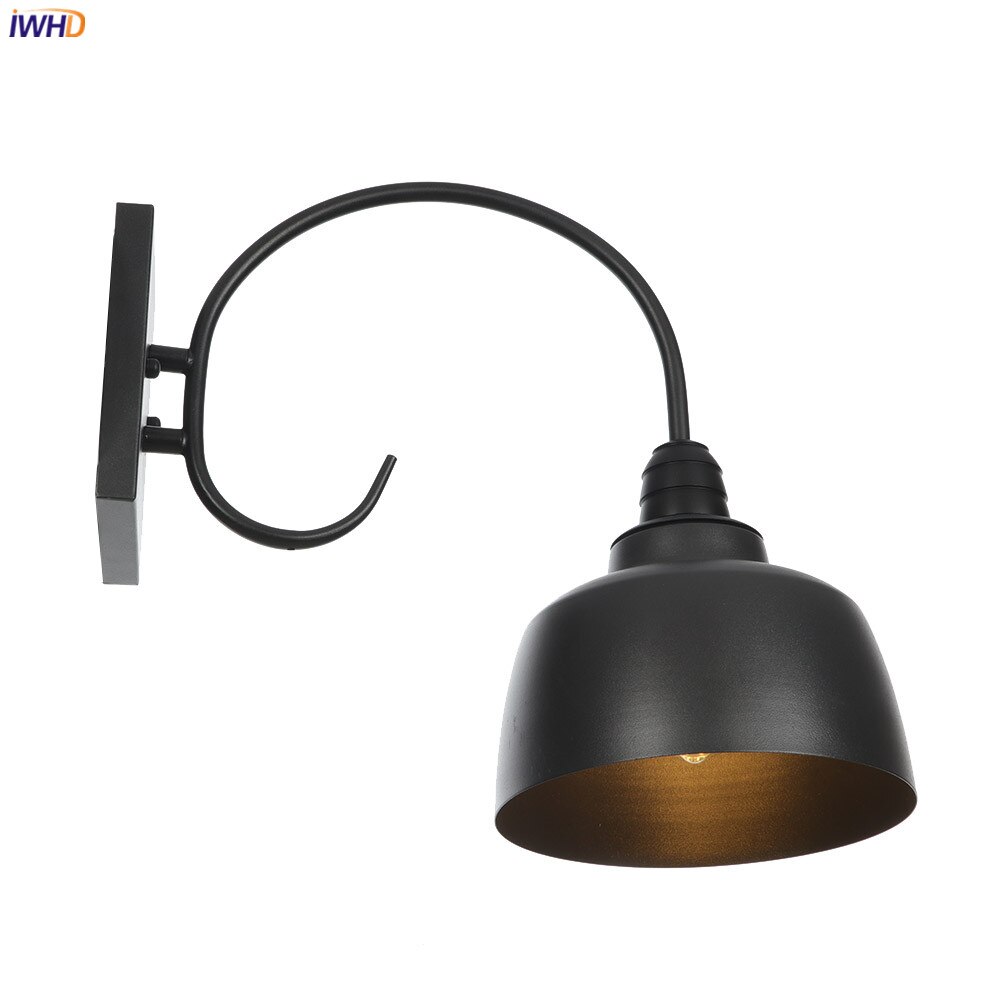 wall lamp (108)